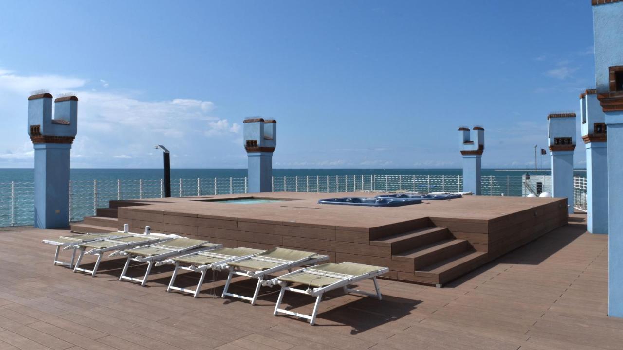 Ca Dell'Angelo - Caorle Aparthotel Ngoại thất bức ảnh